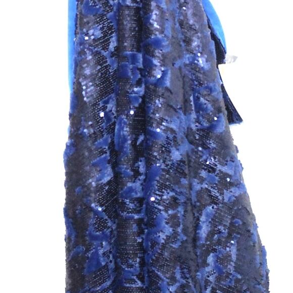 Aviva Stanoff Mermaid Sequins Celestial Blue Throw and Pillow Set NWT - Picture 2 of 4